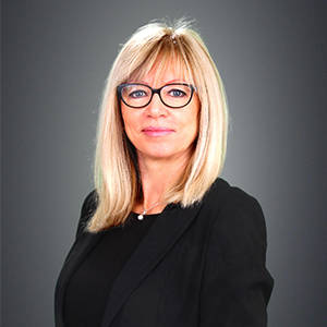 Káhn Zsuzsanna