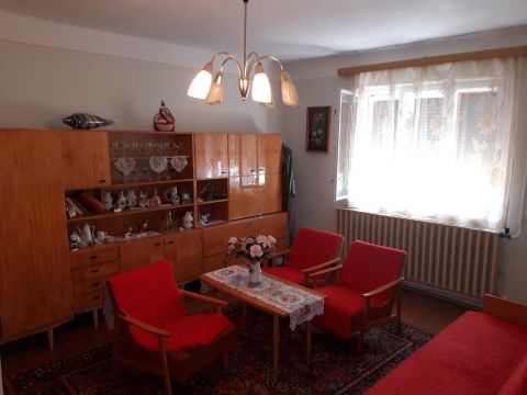 Eladó Ház 4225 Debrecen , Felsőjózsa központjában 