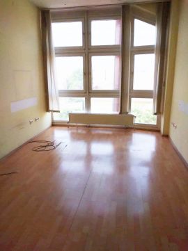Kiadó Iroda 7626 Pécs 