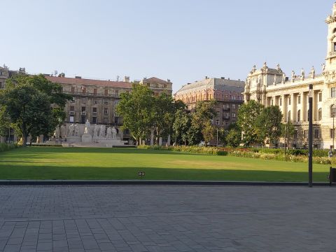 Eladó Lakás 1055 Budapest 5. kerület , Falk Miksa/ Kossuth Lajos tér