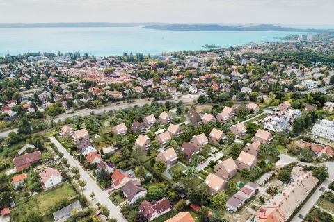 Eladó Ház 8230 Balatonfüred Balatonfüred újonnan kialakuló panorámás lakóparki környezetében