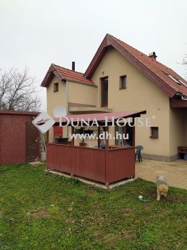 Eladó Ház, Komárom-Esztergom megye, Tatabánya - Aszfaltos útról elérhető