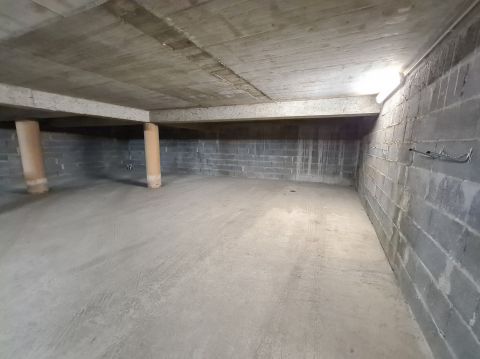 Eladó Parkoló 7622 Pécs 