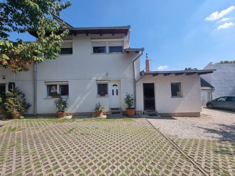 Eladó Ház 7624 Pécs , KIVÁLÓ BEFEKTETÉS! Egyetemvárosi apartmanház eladó!!!!