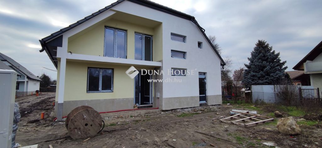 2131 Göd , GÖD,  8 szobás, 296m2-es, több generáció együtt élésére alkalmas. — 1/11