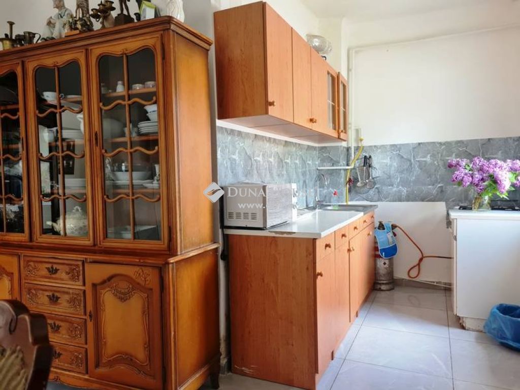 8600 Siófok , belváros közeli, egyszintes családi ház — 1/14