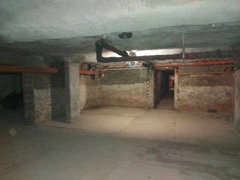 Kiadó Tároló/Raktár 5000 Szolnok Belváros