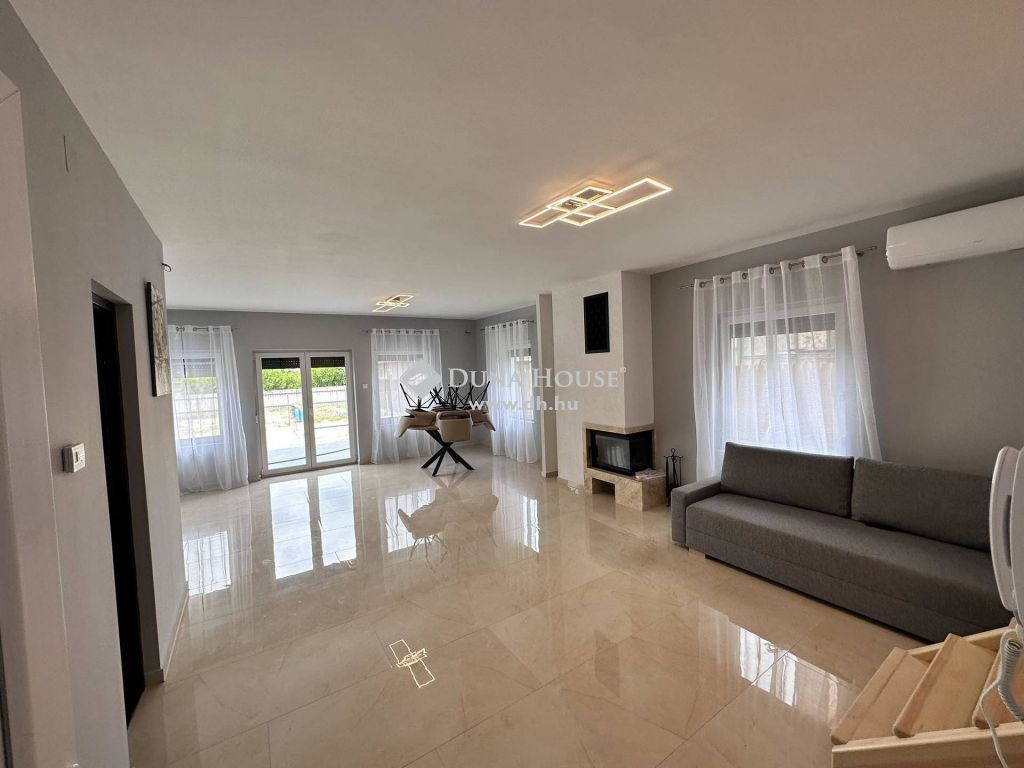 For sale Flat 2336 Dunavarsány, 