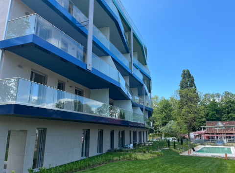 Eladó Lakás 8623 Balatonföldvár Balatonföldvári új építésű lakás nagy terasszal, saját kerttel 