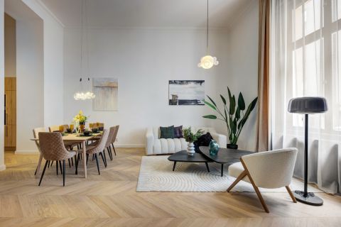 Eladó Lakás 1051 Budapest 5. kerület Impozáns, kifinomult luxuslakás olasz design bútorokkal a Belváros szívében