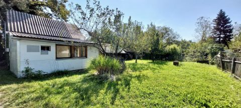 Eladó Telek 9700 Szombathely , Parkerdő büféhez közel eső részén kiskert házzal eladó