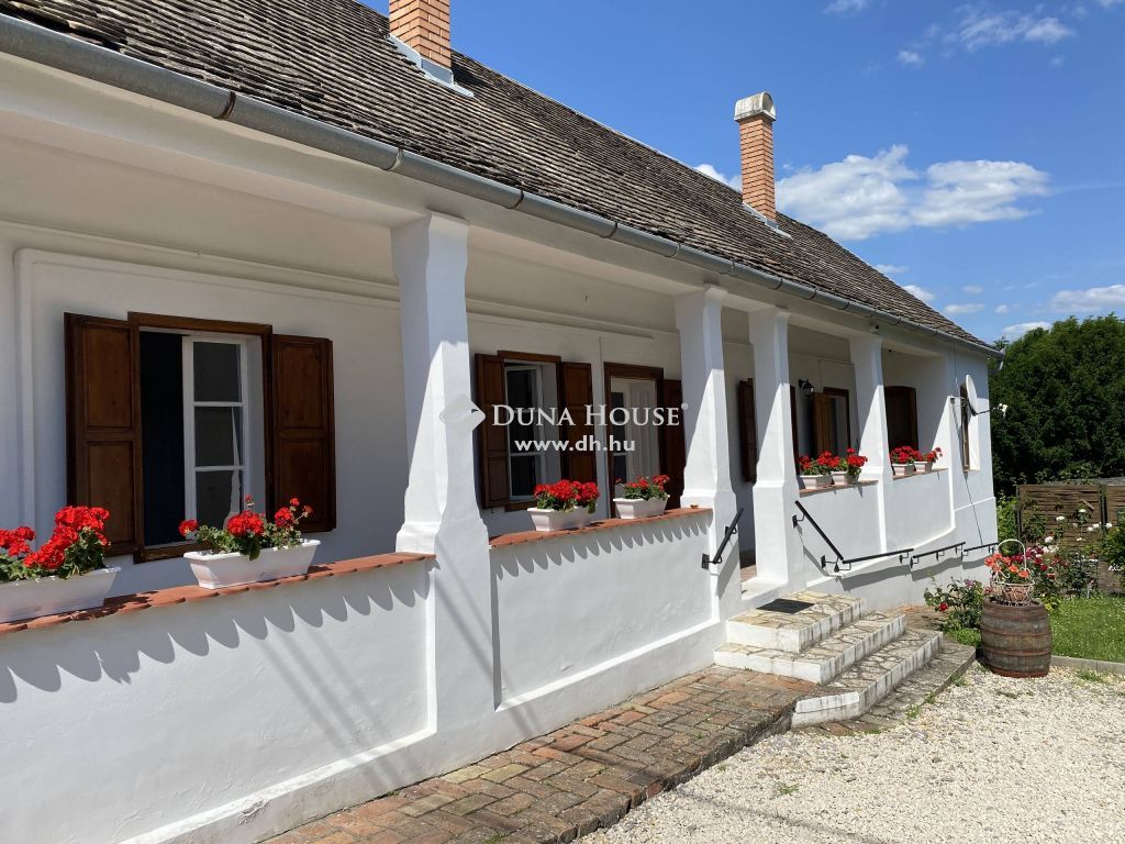 7773 Villány , Villány szívében, teljesen felújított parasztház - Vendégház! — 1/24