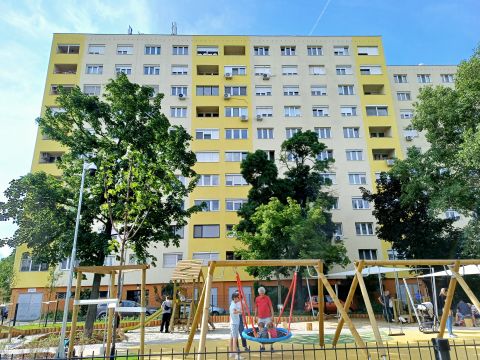 Eladó Lakás 1115 Budapest 11. kerület , 3 szobás, erkélyes lakás, Bikás Park-Etele Pláza sétatávolságra