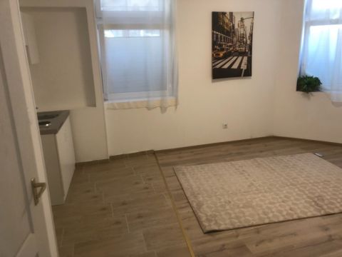 Eladó Lakás 1086 Budapest 8. kerület 
