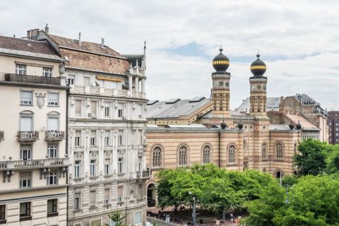 Eladó Lakás 1052 Budapest 5. kerület Deák tér mellett, Zsinagógára panoráma