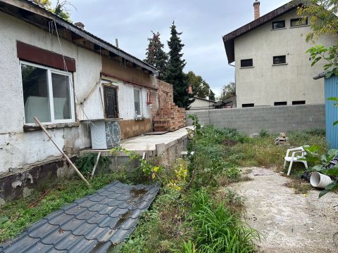 Eladó Ház 1194 Budapest 19. kerület , Kispest Bozsik Stadion közelébe