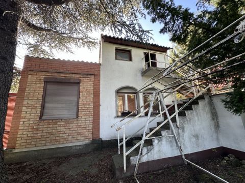 Eladó Telek 2458 Kulcs 