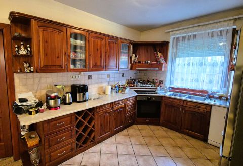 Eladó Ház 6000 Kecskemét Budaihegyben 134 m2-es családiház nagy kerttel eladó!
