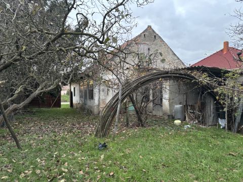 Eladó Ház 9181 Kimle , Duna part környéke