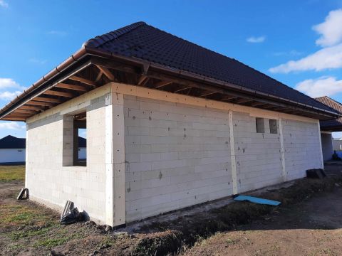 Eladó Ház 5100 Jászberény DH iRODA