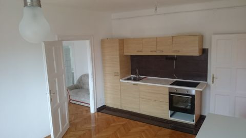 Eladó Lakás 1089 Budapest 8. kerület A Ludovika közvetlen közelében