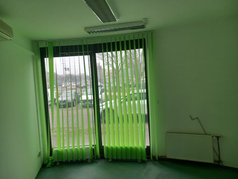 Kiadó Irodaépület 4025 Debrecen 