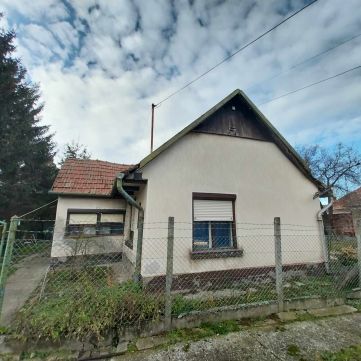 Eladó Ház 2740 Abony , Nincs utca