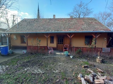 Eladó Ház 6060 Tiszakécske , Templom tér