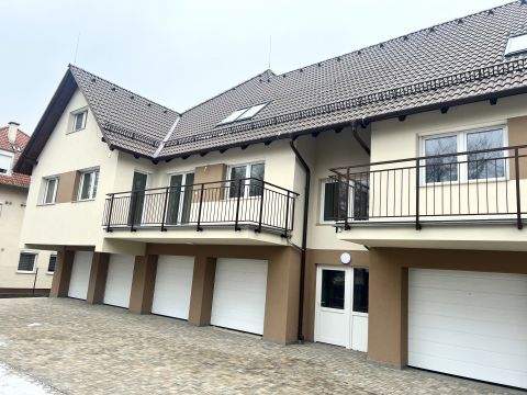 Eladó Lakás 2120 Dunakeszi 2120 Dunakeszi Fóti út 77