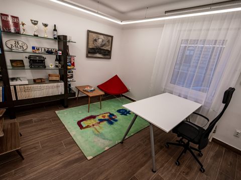 Eladó Lakás 1054 Budapest 5. kerület 