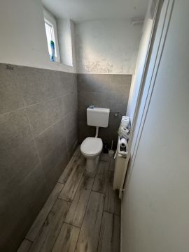 Eladó Ipari 7629 Pécs 