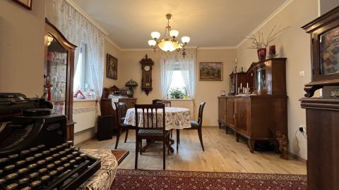 Eladó Ház 8360 Keszthely , Közel a központhoz