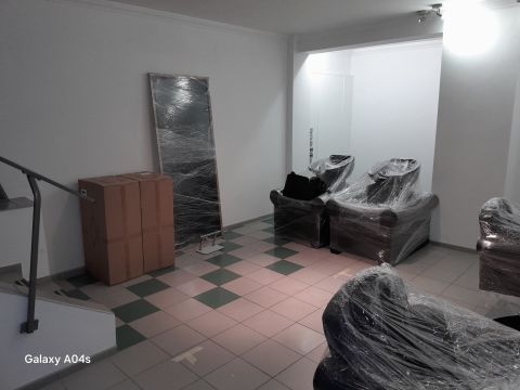 Kiadó Üzlethelyiség 1132 Budapest 13. kerület Újlipótvárosban kiadó egy felújított 31 nm-es üzlethelyiség 