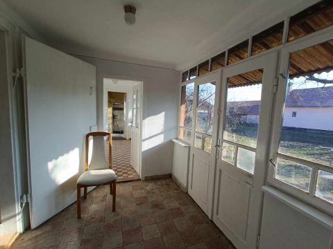 Eladó Ház 2750 Nagykőrös Eladó Nagykőrösön Örkényi út közelében 3 szobás kertes ház