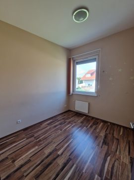 Eladó Lakás 2536 Nyergesújfalu 2536 Nyergesújfalu, Csendes