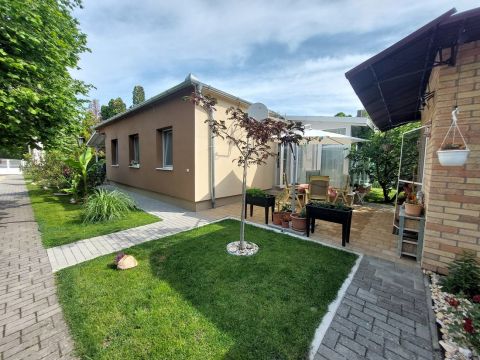 Eladó Ház 8623 Balatonföldvár 