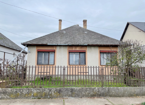 Eladó Ház 4485 Nagyhalász 