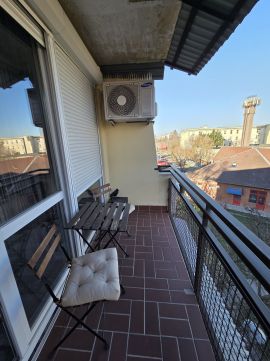 Eladó Lakás 1214 Budapest 21. kerület Parkos, erkélyes, jó állapotú 65 m2-es 3 szobás lakás