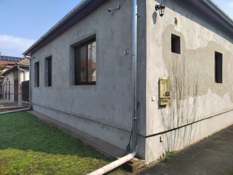 Eladó Ház 2170 Aszód 