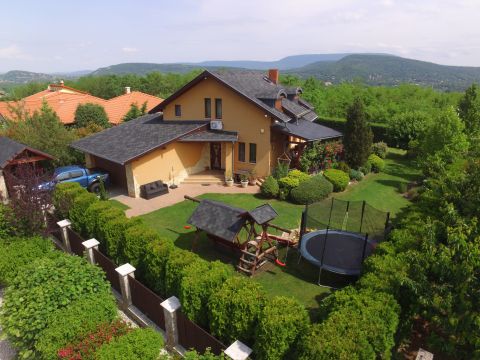 Eladó Ház 2081 Piliscsaba 