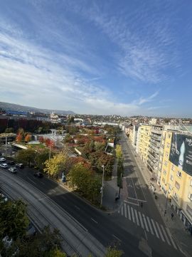 Eladó Lakás 1027 Budapest 2. kerület , BELBUDÁN LEGELSŐ EMELETI KIFEJEZETTEN KÜLÖNLEGES INGATLAN