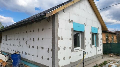 Eladó Ház 2461 Tárnok Dózsa György közelében.