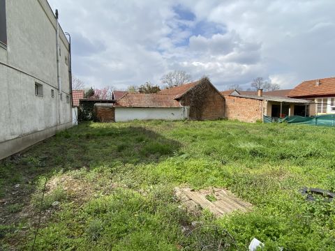 Eladó Telek 5600 Békéscsaba Belvárosban