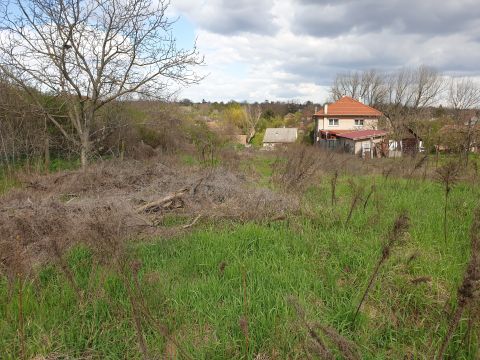 Eladó Telek 2234 Maglód , Óváros,csendes környék