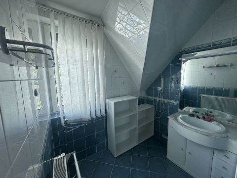 Kiadó Ház 4031 Debrecen KIADÓ CSALÁDI HÁZ