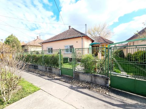 Eladó Ház 5600 Békéscsaba 