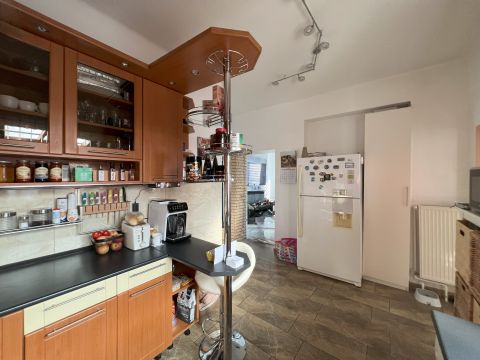 Eladó Ház 1185 Budapest 18. kerület , Felújított családi ház Szemeretelepen