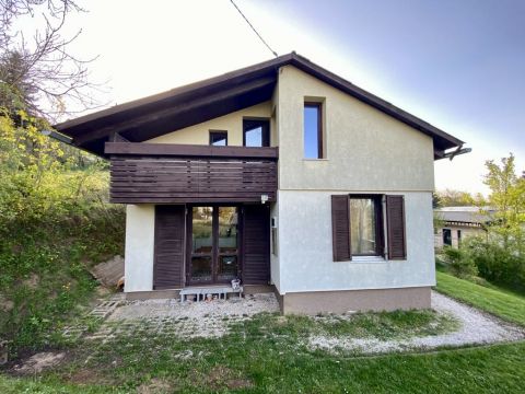 Eladó Ház 2083 Solymár 