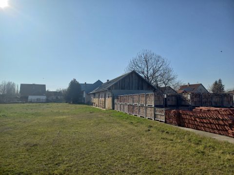 Eladó Telek 4515 Kék 