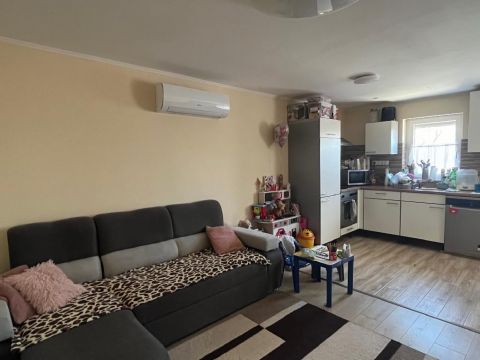 Eladó Ház 2432 Szabadegyháza , 2432 Szabadegyháza, Központ
